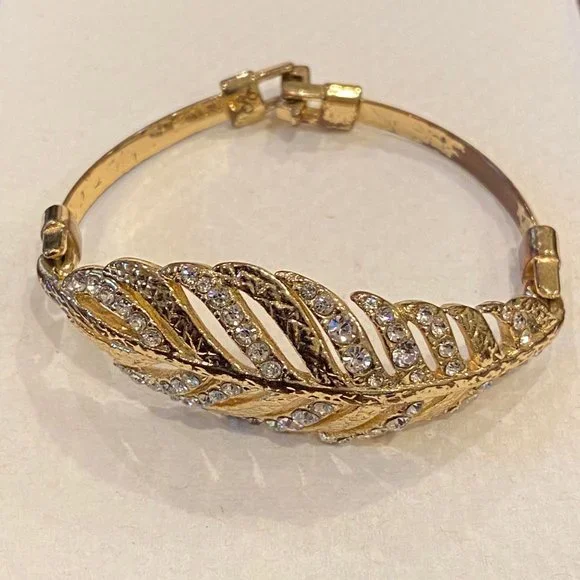 Lilly Pulitzer "Birds of a Feather" Bracelet - Picture 2 of 5